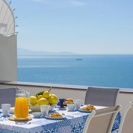 Estate4home - Casa Darly