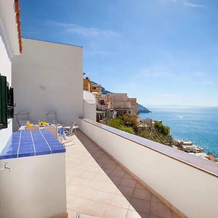 Estate4home - Casa Darly *