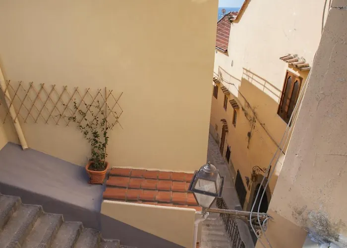 Estate4home - Casa Darly Позитано