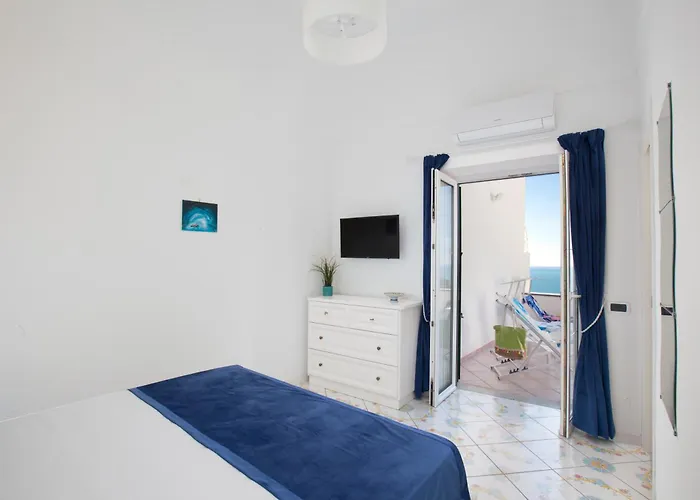 Estate4home - Casa Darly Позитано